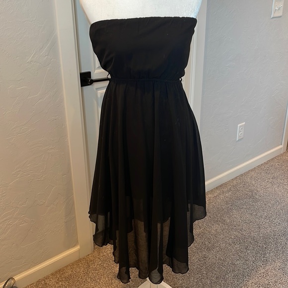 Forever 21 | Dresses | Forever 2 Strapless Black Dress | Poshmark